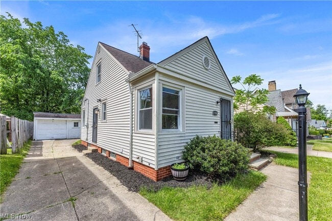 21106 Gardenview Dr