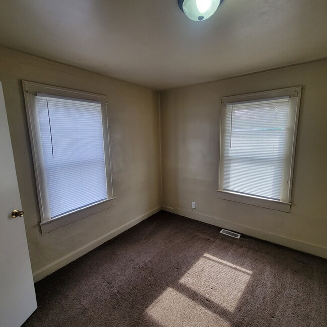 Photo - West Side 5BR/2BA House / Must See!