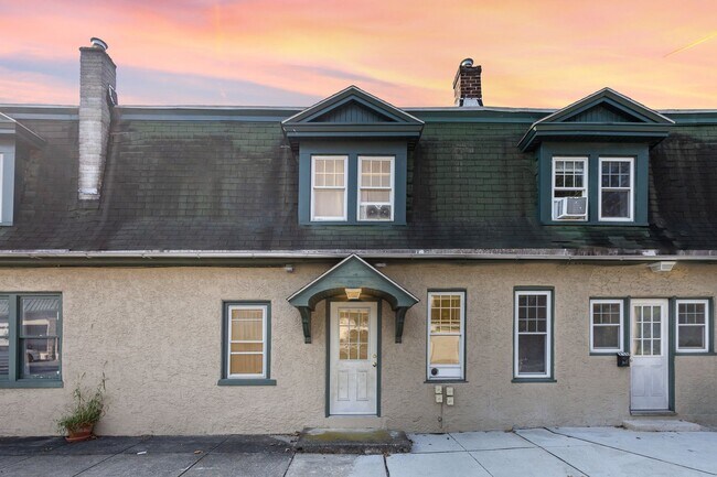 Photo - 342 N Cedar St Unit 238 E Lincoln Ave