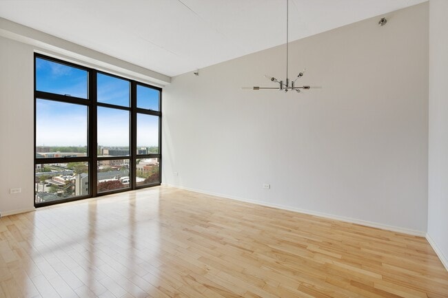 Photo - 1000 W Leland Ave Unidad 10D