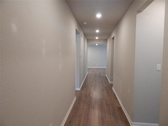 Photo - 126 Fairmeadow Downs Dr