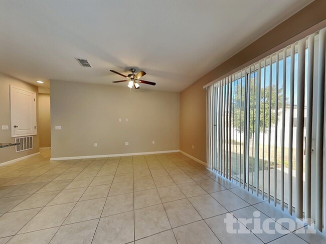 Photo - 676 Meadow Pointe Dr