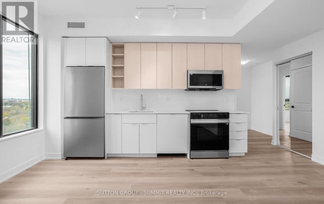 Photo - 2075 Lakeshore Rd. Unit 1402