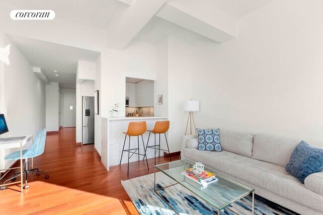 Building Photo - 305 E 63rd St Rental
