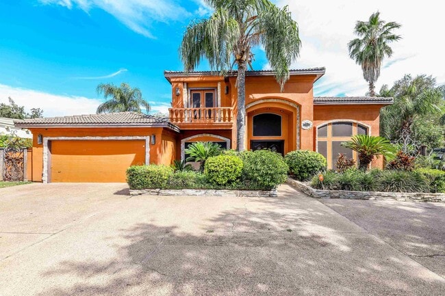 Photo - 503 W Avon Ct