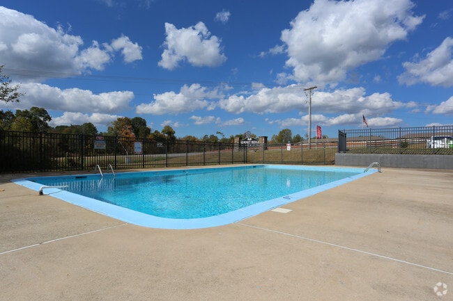 Refreshing Pool - Summit Ridge Apartments