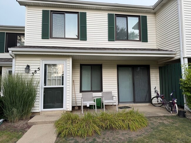 Building Photo - 385 Pierce Ct Rental