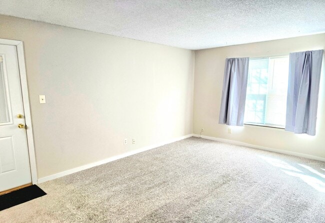 Photo - 3032 SW Lydia Ave Unidad 103