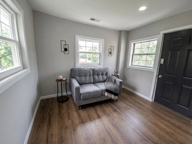 Photo - 2732 Reisterstown Rd Unit 3
