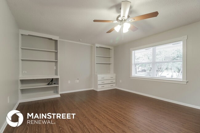 Photo - 4486 Harmony Ln