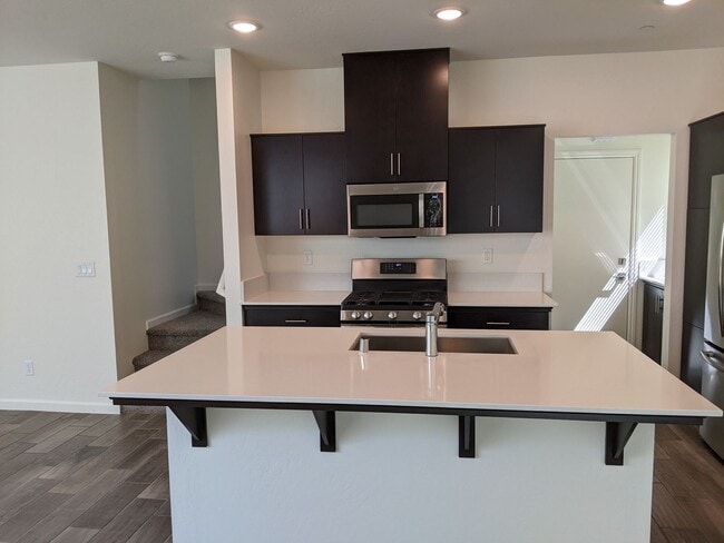 Photo - 3770 Highpark Way
