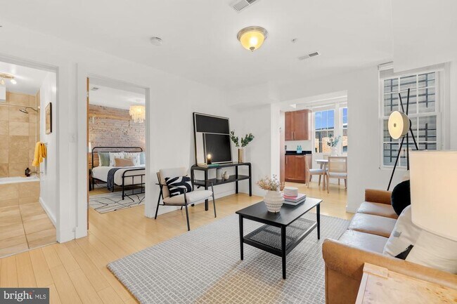 Photo - 3510 16th St NW Unit 303