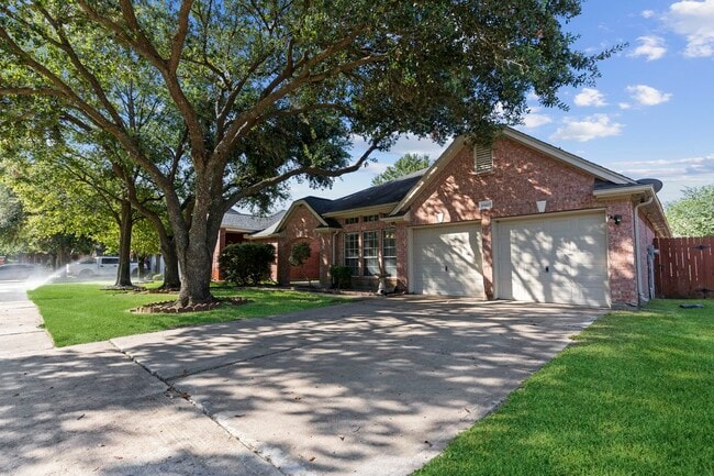 Photo - 10415 Courtley St