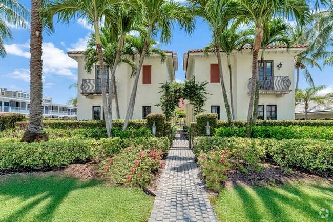 Building Photo - 1510 Ocean Dr Rental