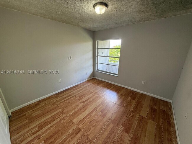 17530 NW 68th Ave Unit C3004