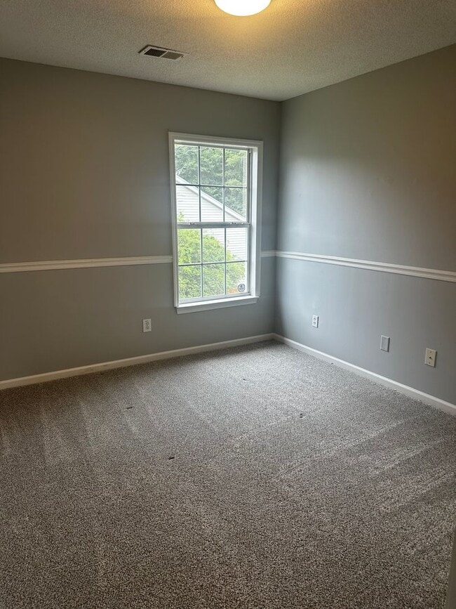 Photo - 1426 Pinethicket Dr