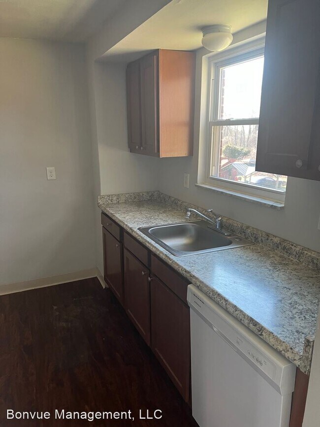 Photo - 3 br, 1 bath House - 129 Betty Jane Ct.