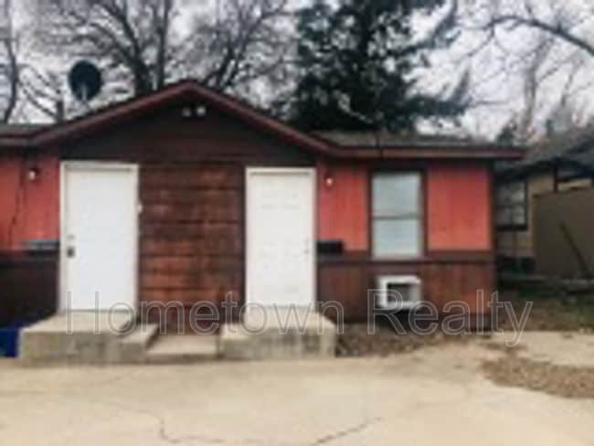 Building Photo - 1225 S Lee Ave