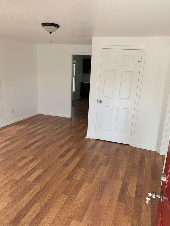 Photo - 2585 Orange Ave Unit 3