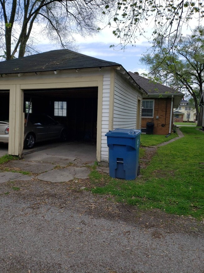 Photo - 5326 N College Ave