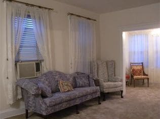 Photo - 210 S 4th Ave Apartamentos Unidad First