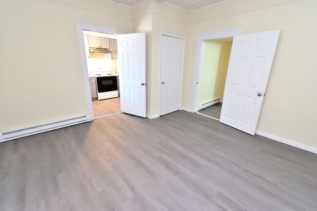 Photo - 827 Gay St