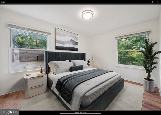 Photo - 12260 Greenleaf Ave