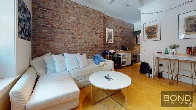 Building Photo - 346 E 18th St Unit B Rental