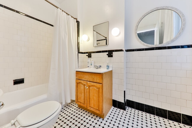 Photo - 80 Fenway St