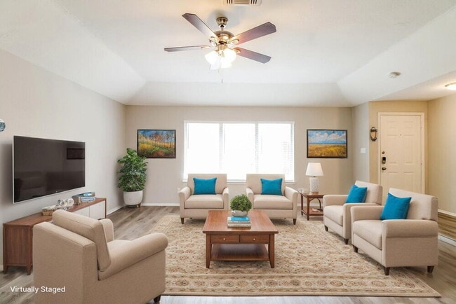 Photo - 1206 Cable Way