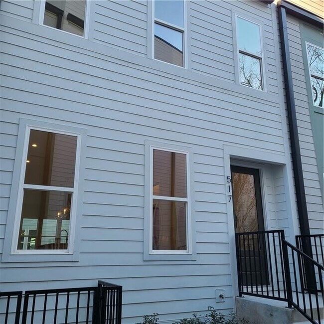 Building Photo - 517 Motivation Cir NW