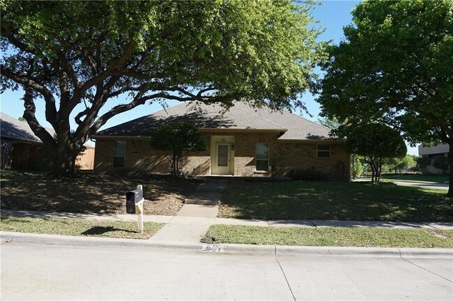 3 Bedroom Apartments For Rent In 75075 Plano Tx Forrent Photo 901 Druid Dr