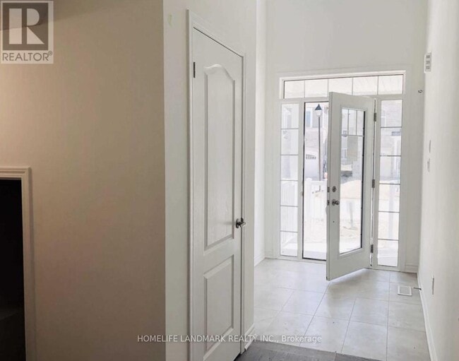 Photo - 19 Catamaran Dr