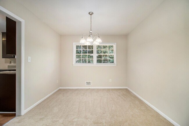 Photo - 4 Bedroom 2.5 Bath House