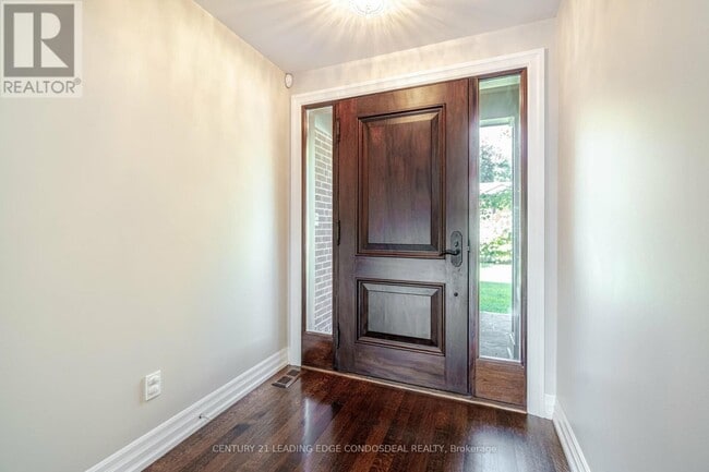 Photo - 96 Laurentide Dr