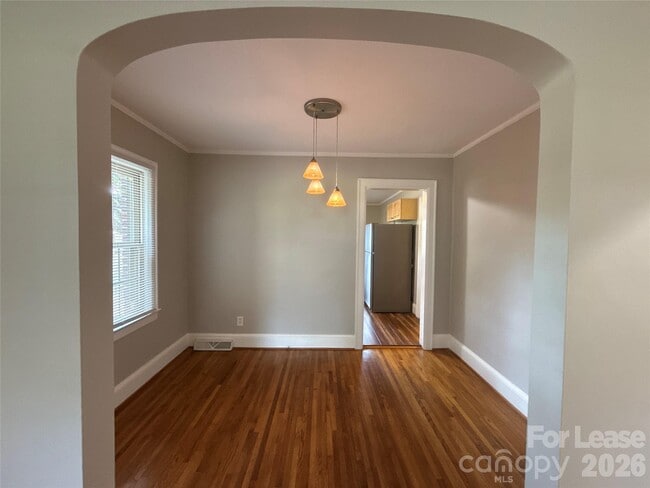 Photo - 4908 Elder Ave