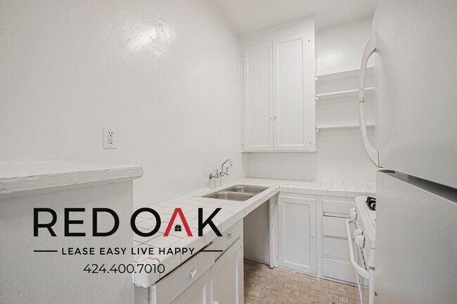 Photo - 836 Sanborn Ave Unit 214