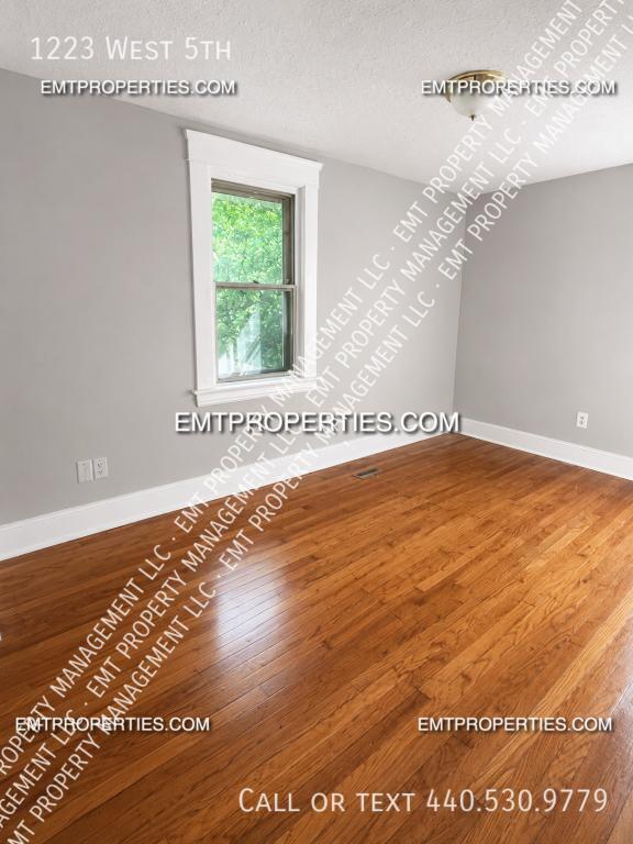 Photo - 1223 West 5th-