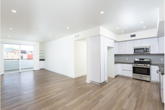 Photo - Orlando on First by Wiseman