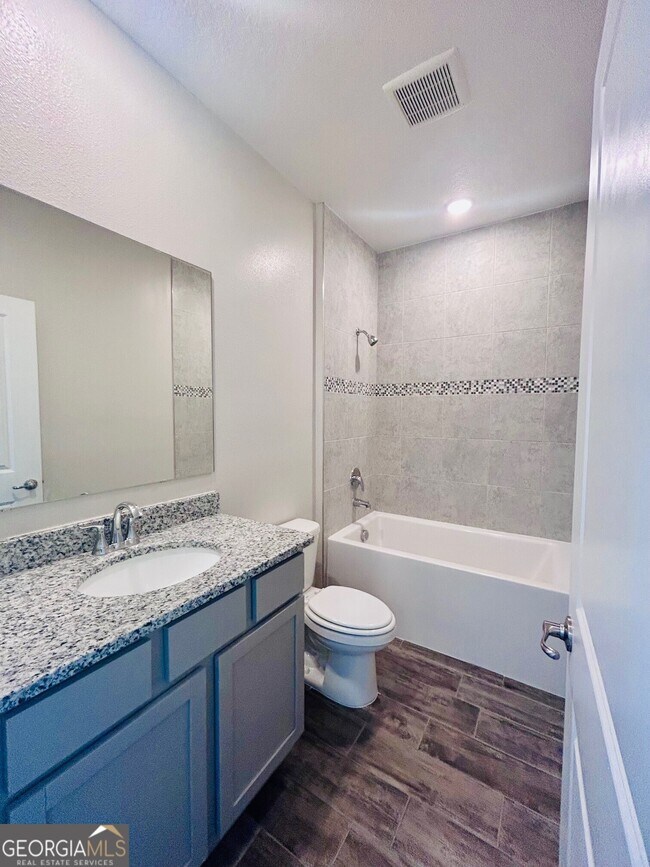 Photo - 114 Brookshire Grn Ct