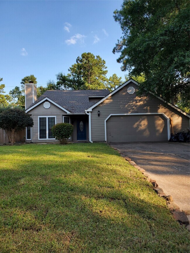 Building Photo - 3122 Lake Stream Dr Rental