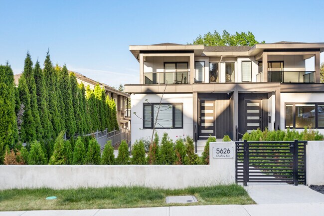 Photo - 5250 Chaffey Ave Unit ID1261993P