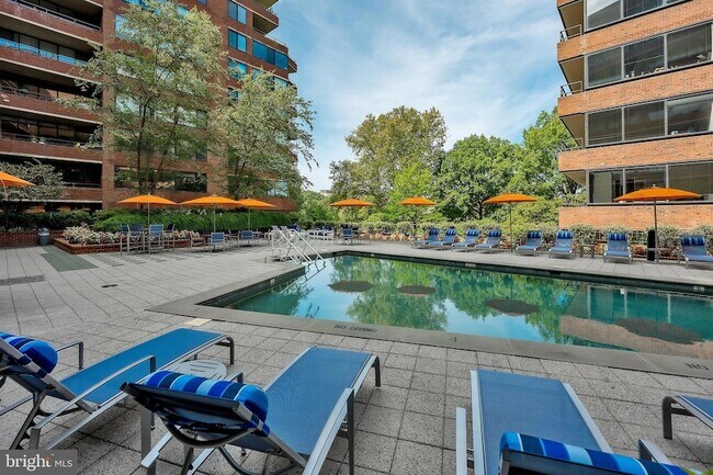 Photo - 2555 Pennsylvania Ave NW Unit 416