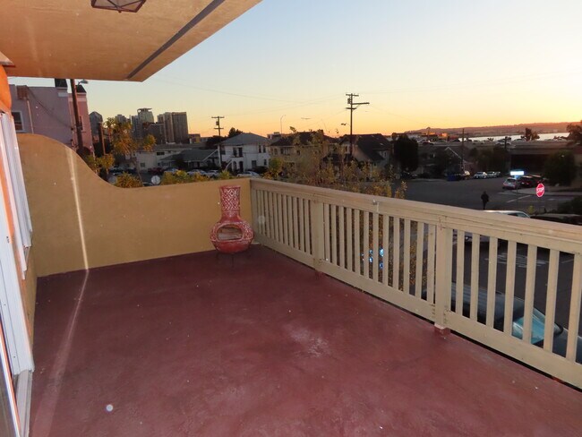 Photo - 2319 Curlew St Unidad 4