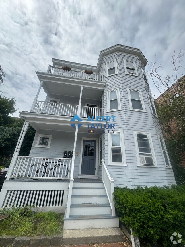 Building Photo - 8 Chapman Pl Unit 2 Rental