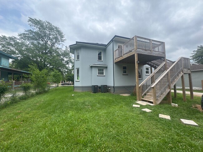 Photo - 453 S Main Ave