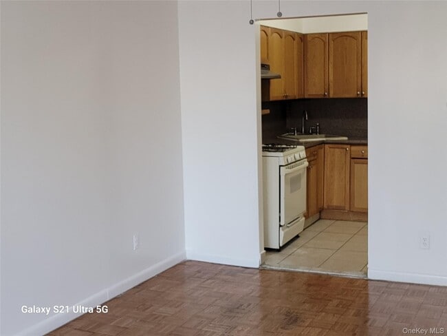 Photo - 48-82-82 37th St Unit 2nd Fl