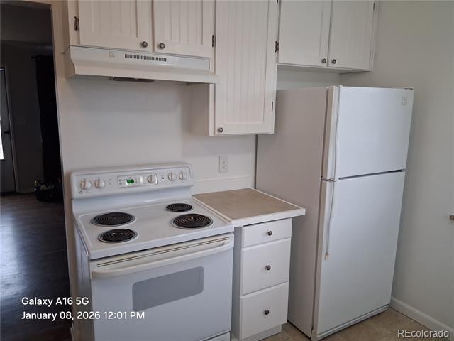 Photo - 8340 S Newland St