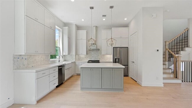 Photo - 4621 Maxie St