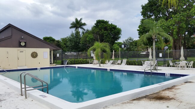 Photo - 5252 Bosque Ln Unit 12